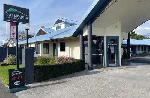 Levin Hotel | Bassingers Motor Lodge