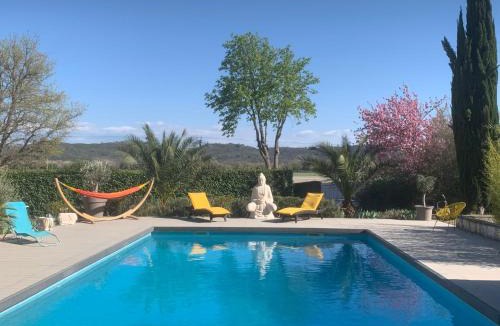 Greoux-les-Bains Bed & Breakfast | Bastide du Bonheur Saint Donat