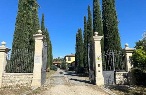 Pertuis House | BASTIDE DU DEFENDS