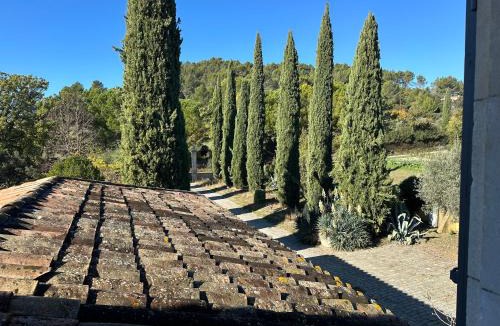 Pertuis House | BASTIDE DU DEFENDS