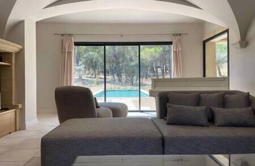 Eygalieres House | Bastide Farandole