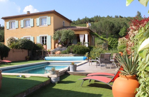 Carcassonne House | Bastide in nature
