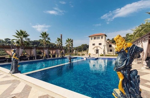 Antibes Villa | Bastide Luxe Domaine d'exception