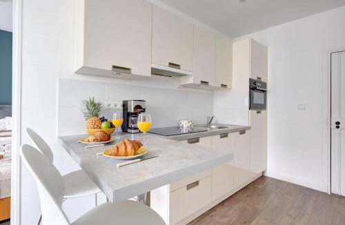 Quartier Sainte-Marguerite Apartment | Bastille - 1BR - Paris Vacation Rentals