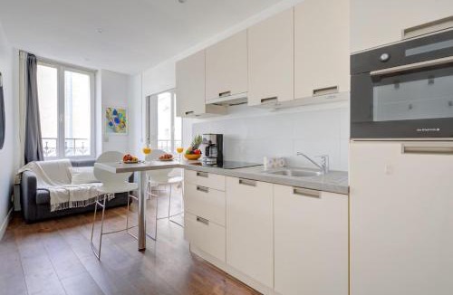 Quartier Sainte-Marguerite Apartment | Bastille - 1BR - Paris Vacation Rentals