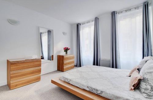 Arts-et-Metiers Apartment | Bastille - Marais Apartment
