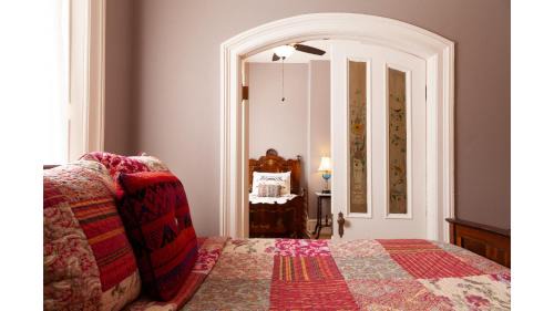 Cimarron Hotel | Bat Masterson - Historic Hotel Room