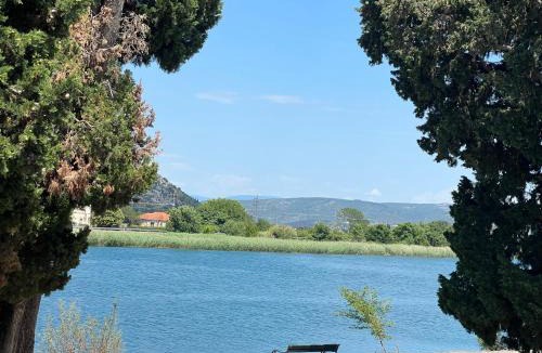 Opuzen Apartment | Bata Apartment - 1st row to the Neretva River