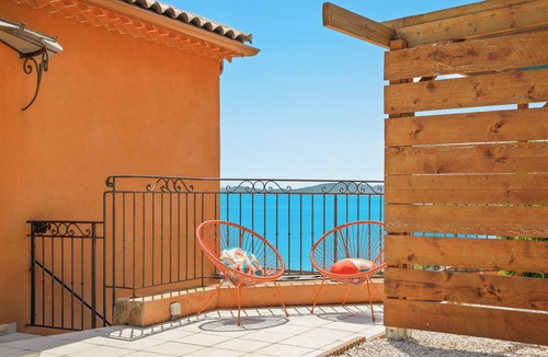 Carqueiranne Apartment | Batarelles 2, panoramic sea view!