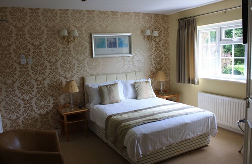 Lympsham Hotel | Batch Country House