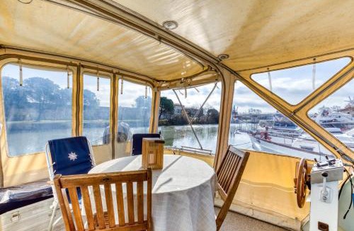 Saint-Gilles Boat Rental | Bateau Gré - Sur le quai
