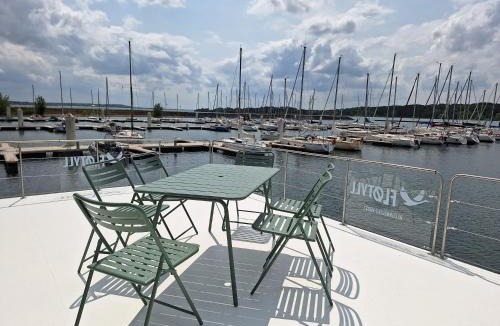 Eclaron-Braucourt-Sainte-Liviere Boat Rental | Bateau panoramique sans permis Lac du Der - Eclaron