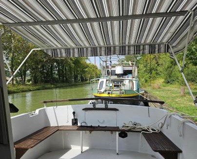 Labastide-d'Anjou Boat Rental | bateau tinkerbell