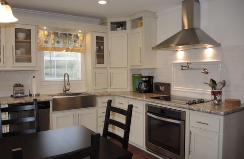 Cooperstown House | Bateman Cottage - New construction, under 10 min to Dreams Park, game room
