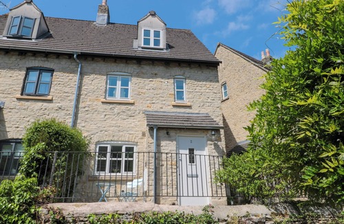 Nailsworth Cottage | Batemans