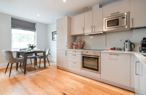 Upper Town Apartment | Bath Circle