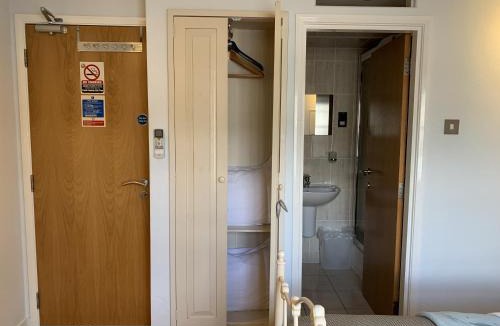 Chard Bed & Breakfast | Bath House Hotel