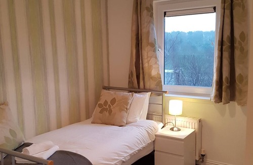 Bathgate Apartment | Bathgate Apartment suitable for contractors or holidaymakers