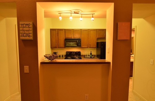Mid City South Condo | Baton Rouge Condo With Resort Atmosphere With Custom Decor, Sleeps 2