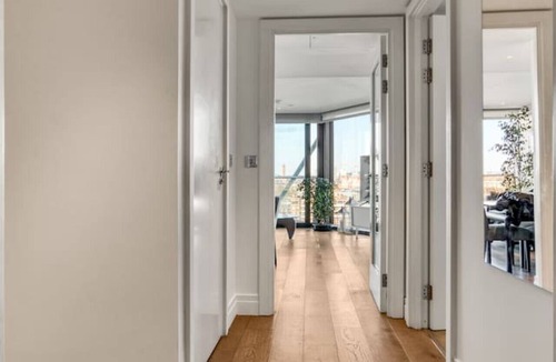 Vauxhall Condo | Battersea Power Station | River View | 2BR 2BA