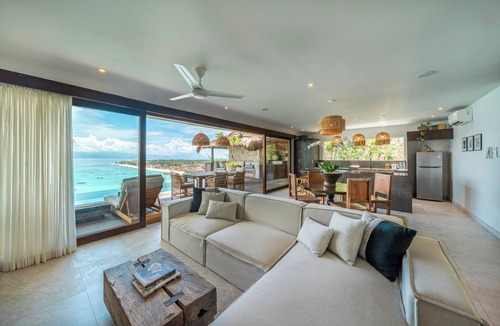 Jungut Batu Hotel | Batu Karang Lembongan Resort & Spa