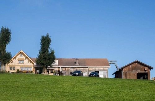 Schlatt-Haslen Apartment | Bauernhof Fendrig - neue Wohnung by Interhome