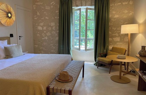 Les Baux-de-Provence Hotel | Baumanière Les Baux de Provence