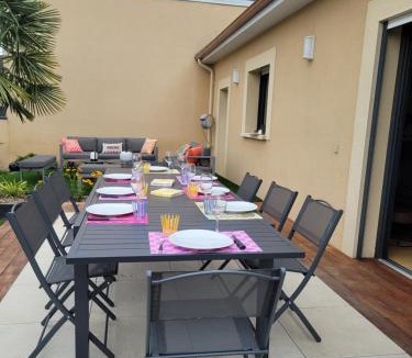 La Bazoge Bed & Breakfast | Baune