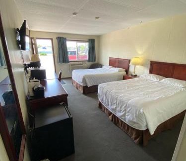 Bruce Mines Hotel | Bavarian Inn