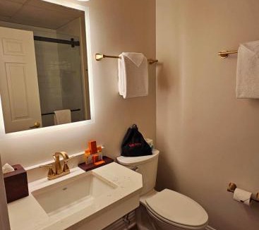 Shepherdstown Hotel | Bavarian Inn