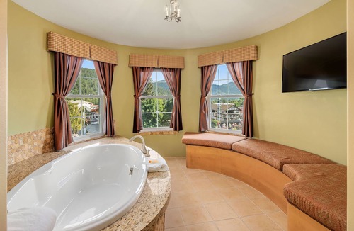 Leavenworth Hotel | Bavarian Lodge