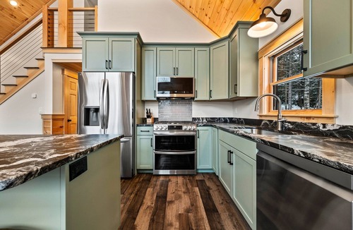 Rangeley Plantation House | Baxter's Hideout | Snowmobile & ATV Access