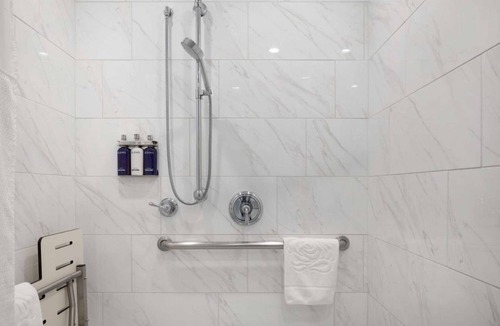 Millbrae Hotel | Bay Area Escape | 2 Doubles + Free Breakfast & Parking