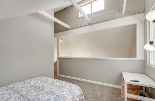 Iowa Hill House | Bay Area Escape on 5 Acres: Pet Friendly, Views