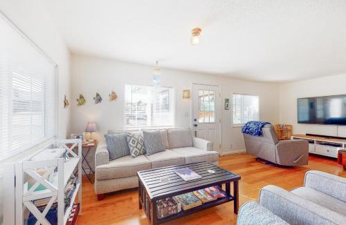 Winchester Bay House | Bay Bliss