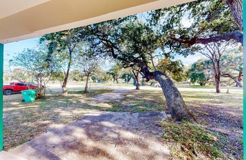 Aransas Pass House | Bay Breeze