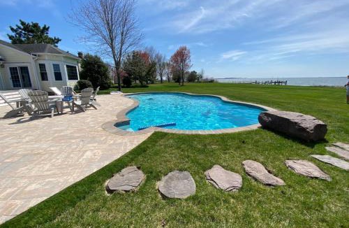 Grasonville House | Bay Breeze