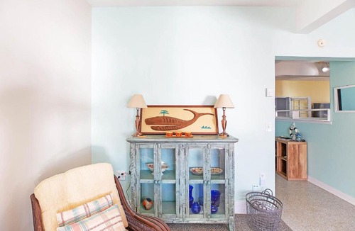 Aberdeen House | Bay City Bungalow