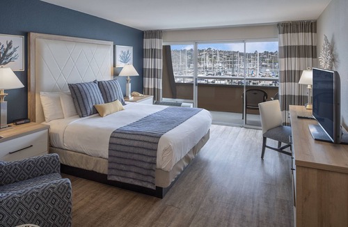 La Playa Hotel | Bay Club Hotel & Marina