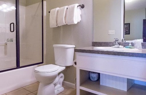 Nisswa Apartment | Bay Colony Unit 771 - Upper Level