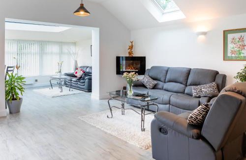 Boughton House | Bay Cottage