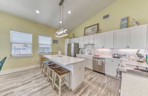 Rockport House | Bay Front 4/3.5 home on Copano Bay! Pet Friendly