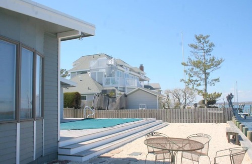 Loveladies House | Bay Front Home in Loveladies.