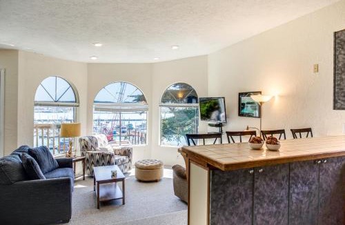 Historic Bayfront House | Bay Front Views! Shopping, Restaurants! Museums! Unit 4