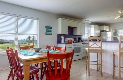 Galveston House | BAY HARBOR BIG HOUSE