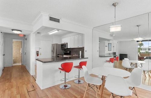 Bay Harbor Islands House | Bay Harbor Sunset Apt 2C