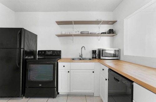 Bay Harbor Islands Apartment | Bay Harbor Sunset Apt 5C