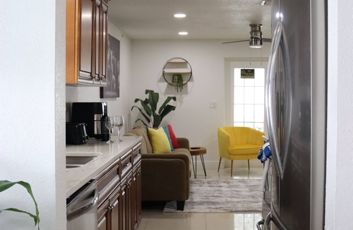 Bearss Plaza House | Bay House Getaway