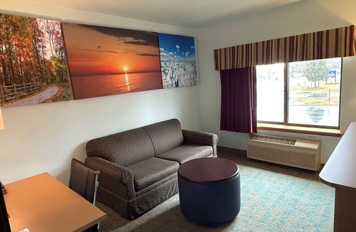 Tawas City Hotel | Bay Inn