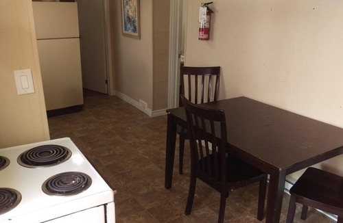 Latchford Hotel | Bay Lake Inn (Frontiersman Motel)